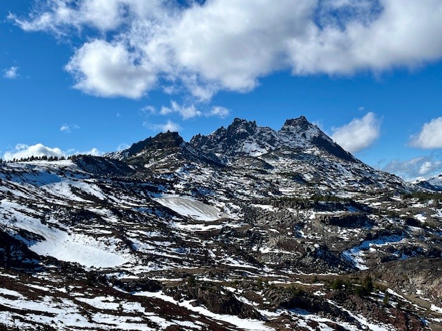Tam McArthur Rim to No Name Lake
